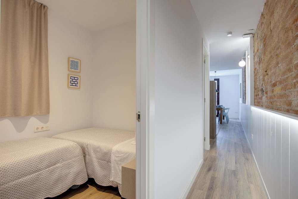 Apartment photo 3