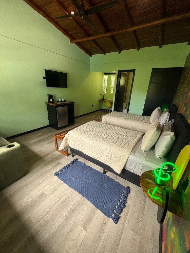 Standard Studio Suite photo 1