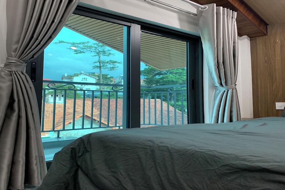Standard Double Room - Photo 7