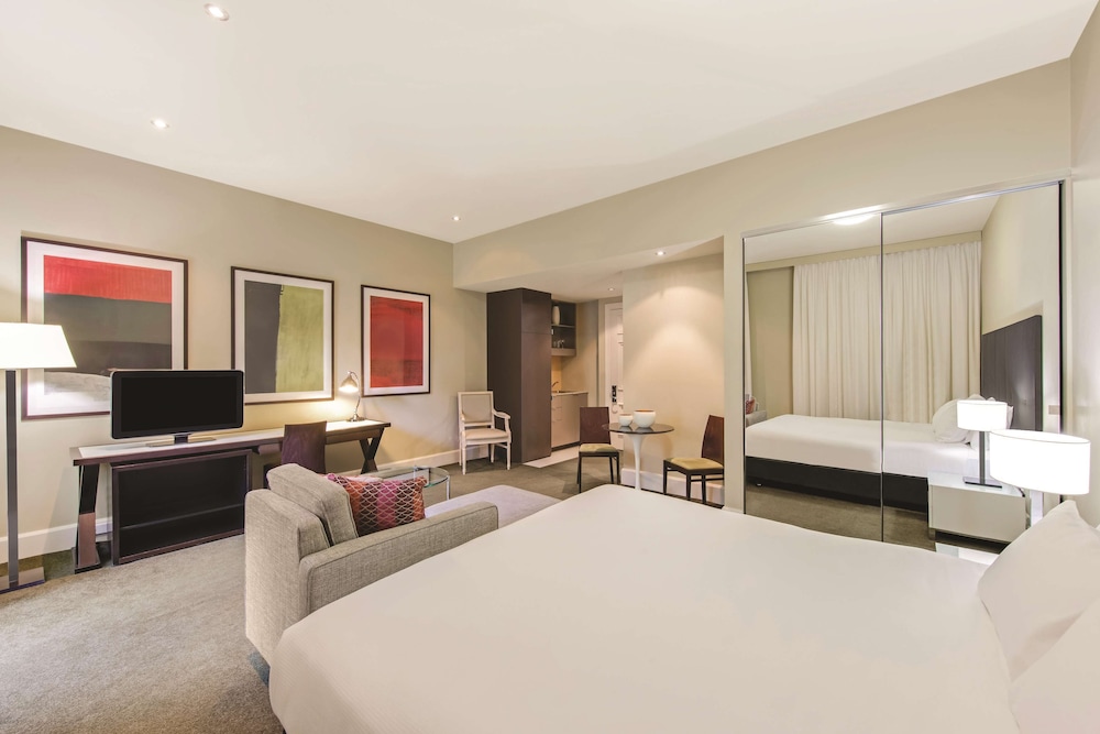 Interconnecting Family Apartment