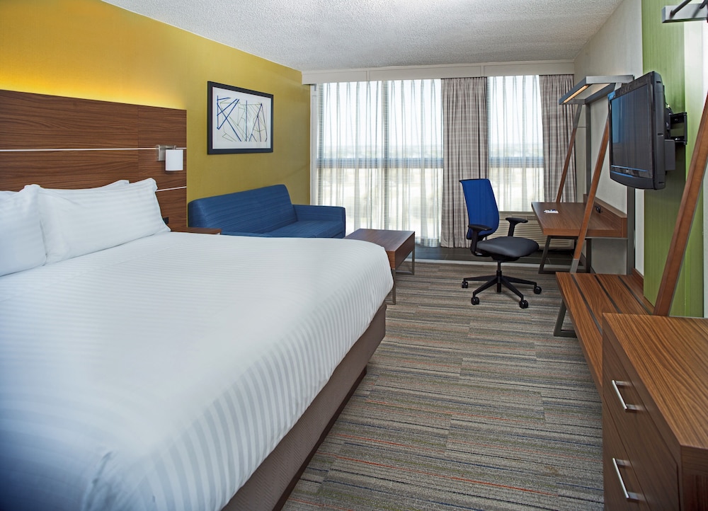 Standard Room, 1 King Bed (Street View) photo 3