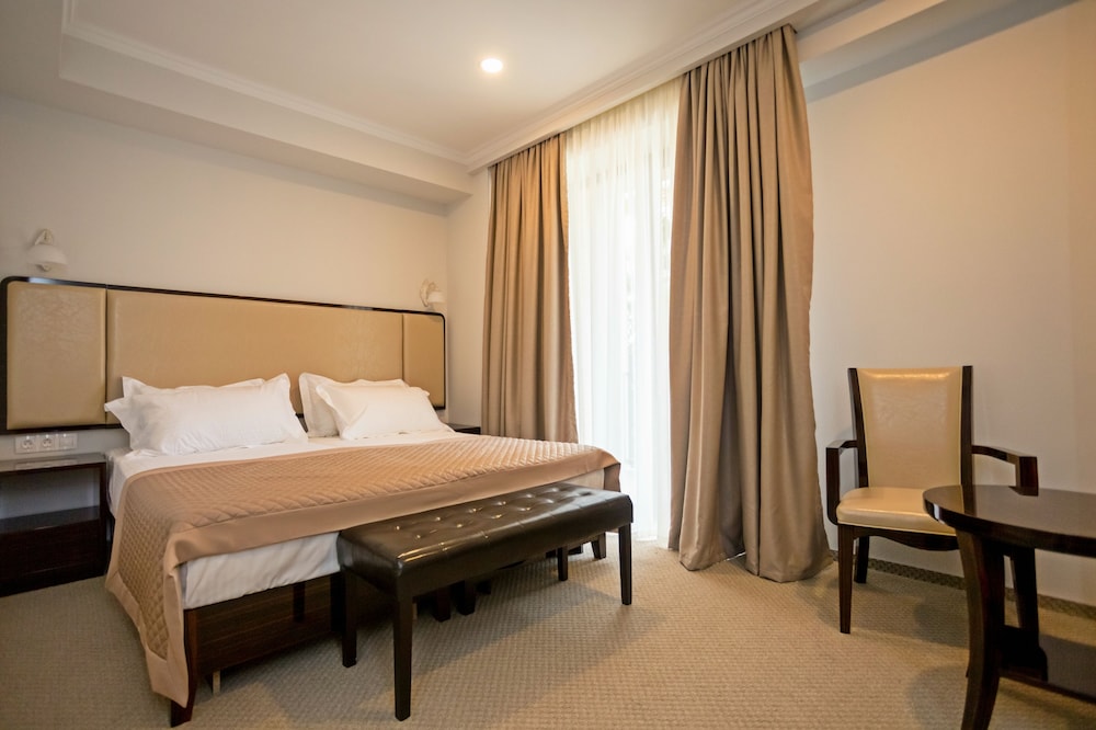 Superior Double or Twin Room, Balcony photo 2