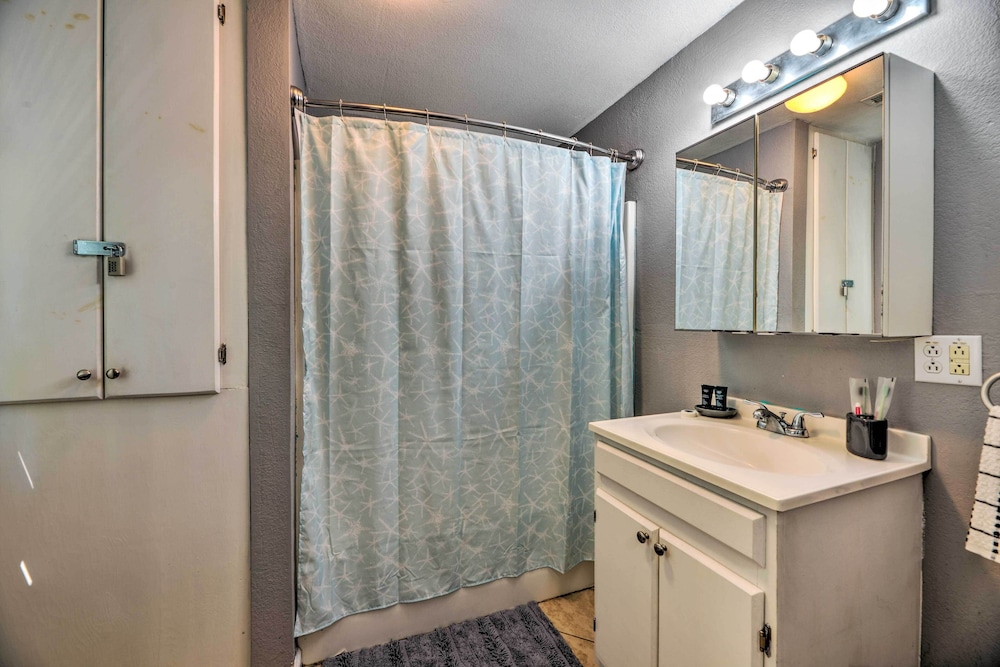 House (2 Bedrooms) photo 2