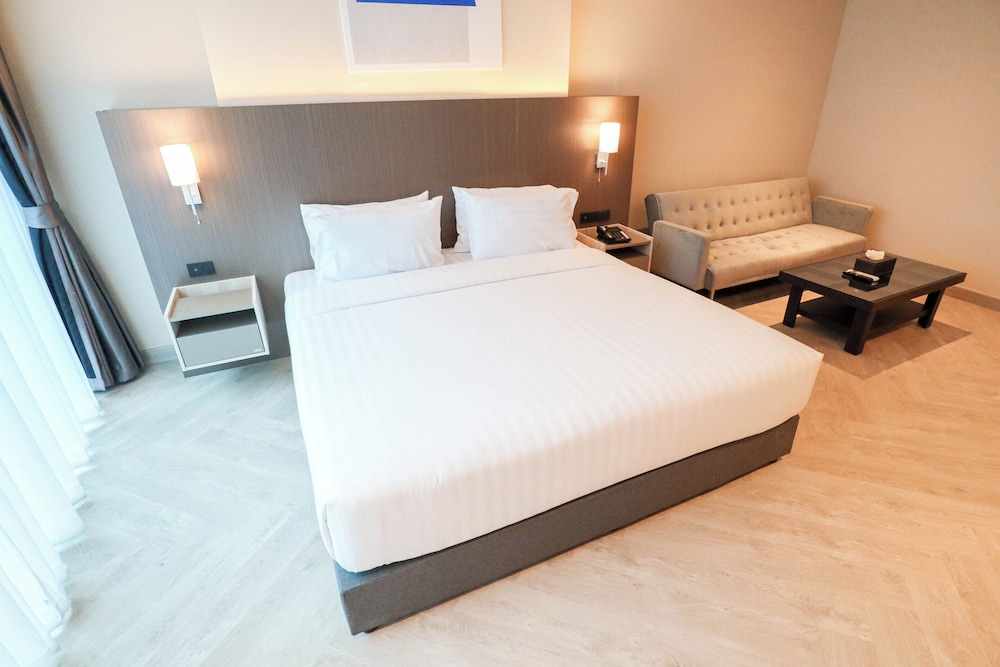 Junior Suite, City View - Photo 7