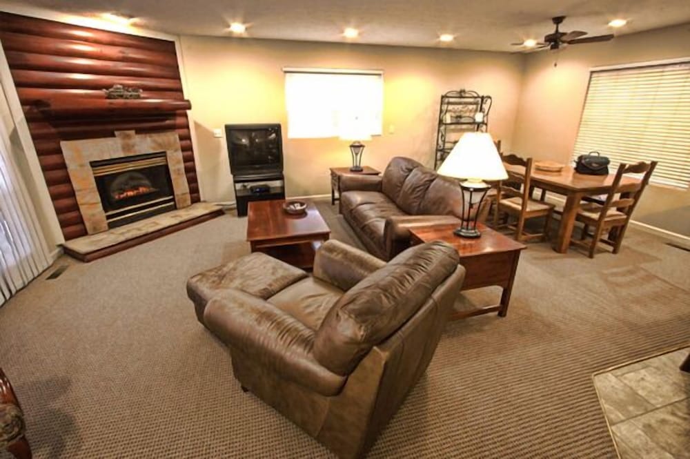 Premium Cottage, 4 Bedrooms, Accessible, Kitchen