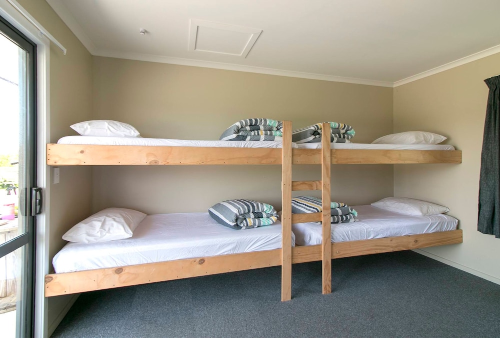 Standard Bunk Cabin photo 2