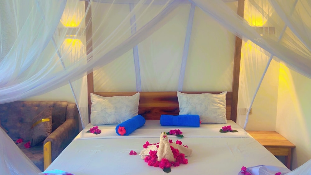 Deluxe Double Room, 1 Bedroom, Private Bathroom photo 1
