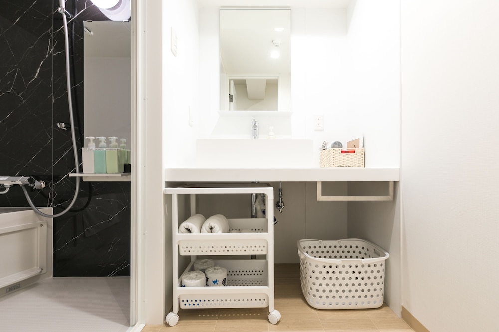 Standard Triple Room (No Kitchenette) photo 2