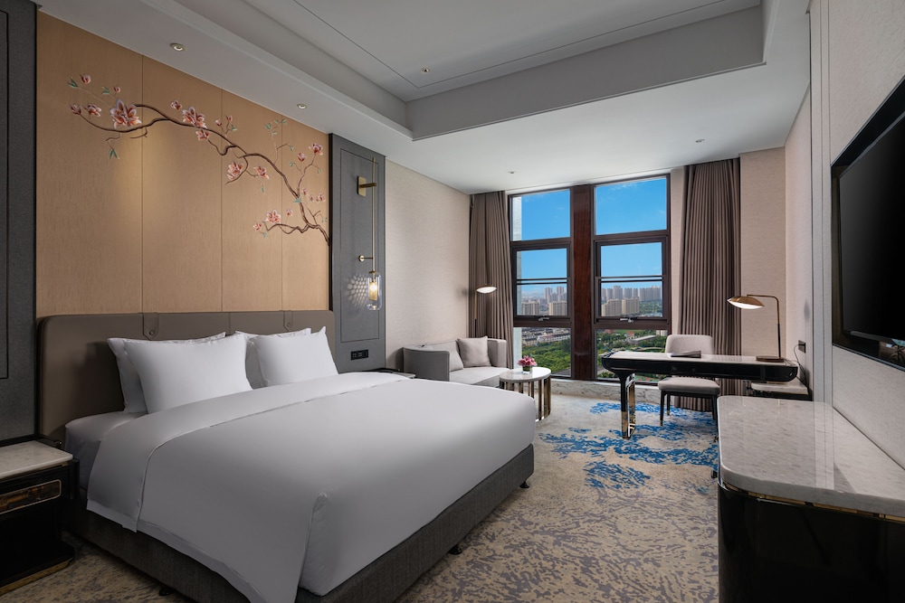 Deluxe Room, 1 King Bed, Non Smoking