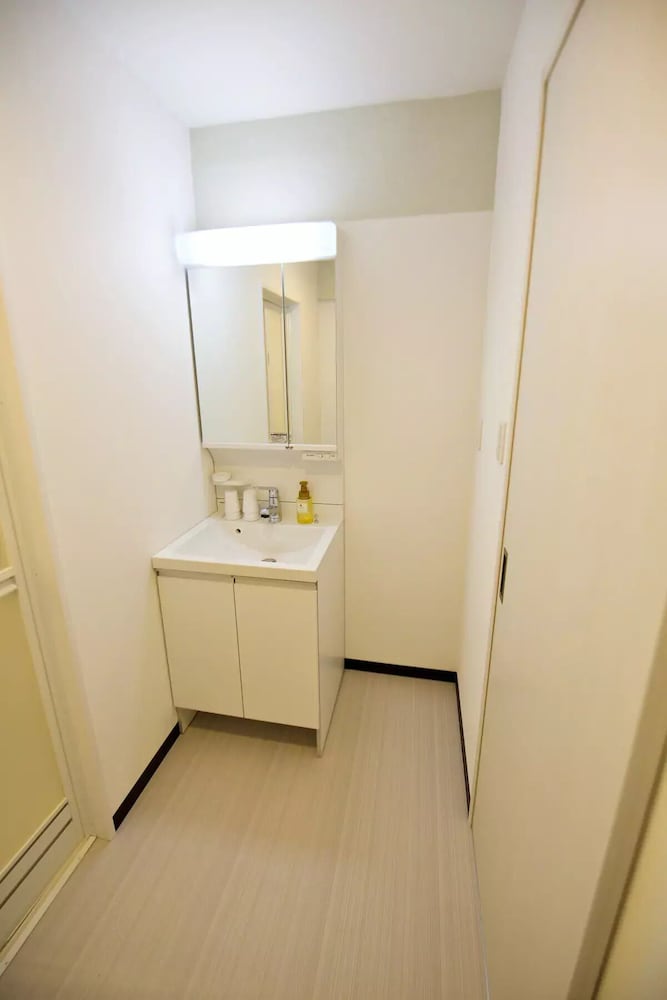 Basic Apartment