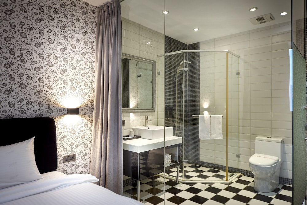 Classic Room - Photo 5