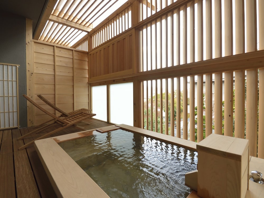 Standard Twin Room, Japanese Breakfast, Check-in only between 3pm-6pm, Non Smoking photo 2