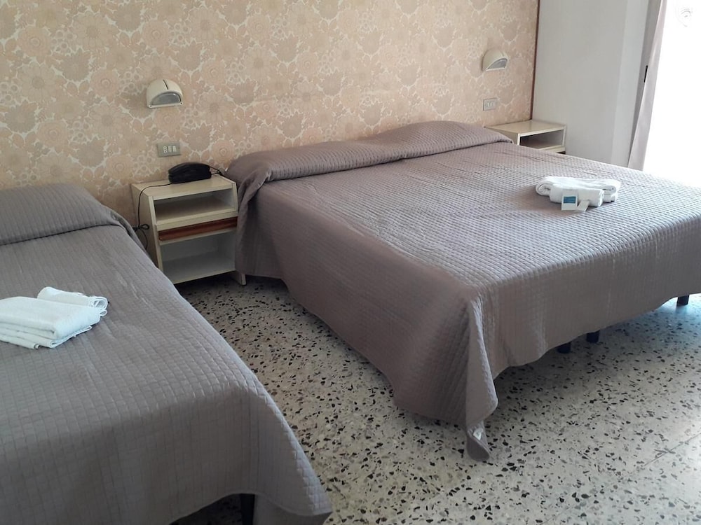 Triple Room, photo 7