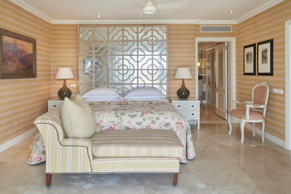 Deluxe Sea Facing Suite (King/Twin) photo 1
