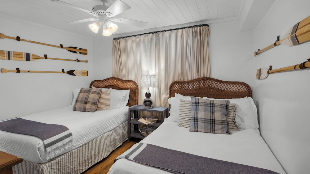 Condo, Multiple Beds, Patio, Ocean View (Beachside Condo 4)