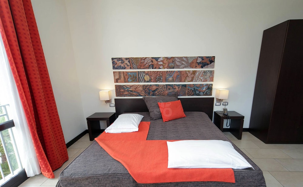 Classic Double Room, 1 Queen Bed, Tower photo 1