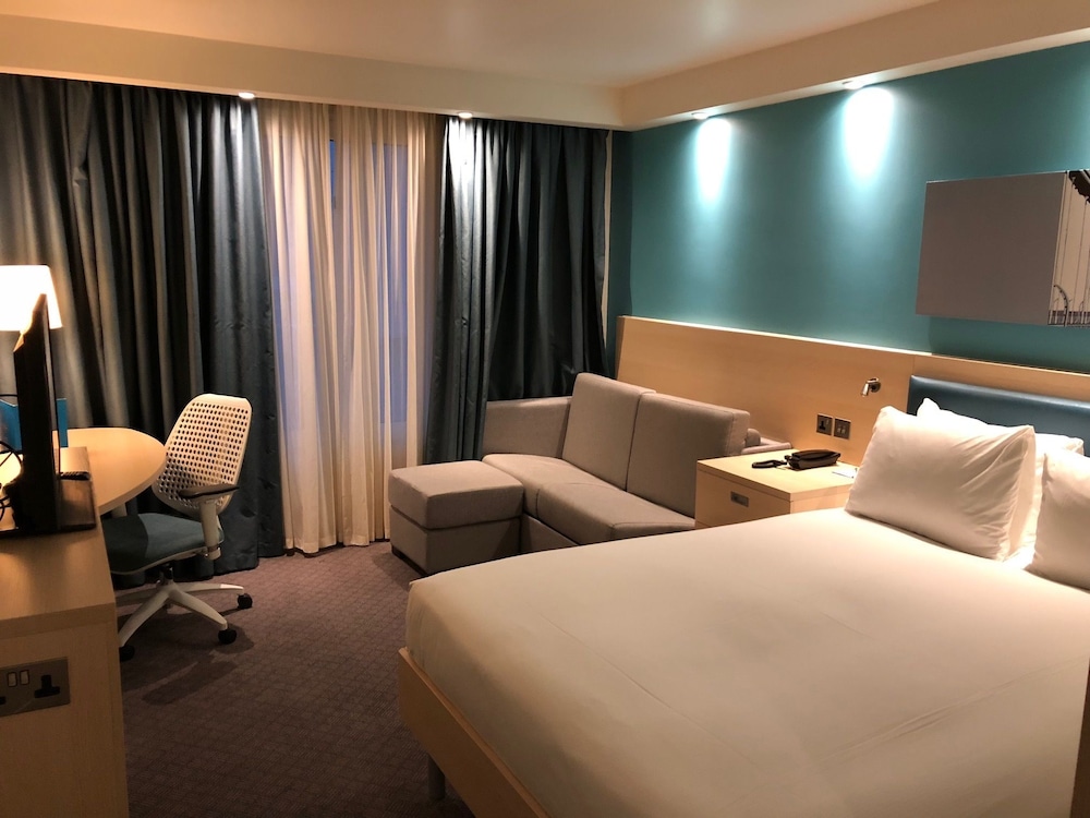 Room, 1 Queen Bed with Sofa bed, Non Smoking photo 2