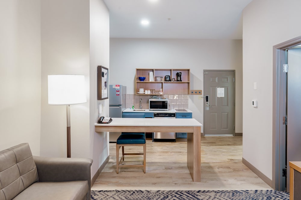 Suite, 1 Bedroom photo 1