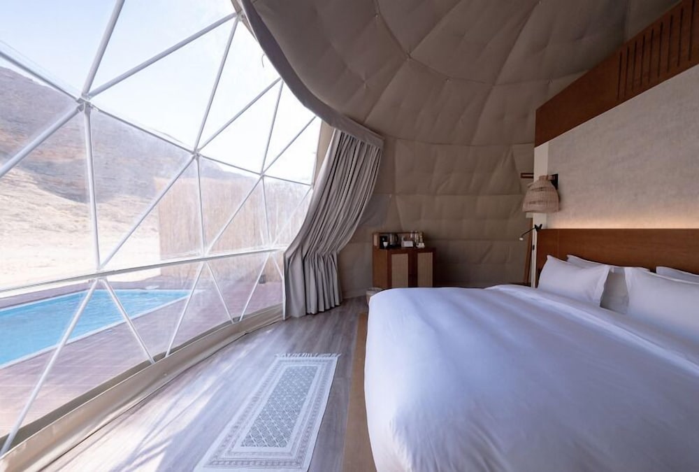 Double Room, Private Pool, Mountain View
