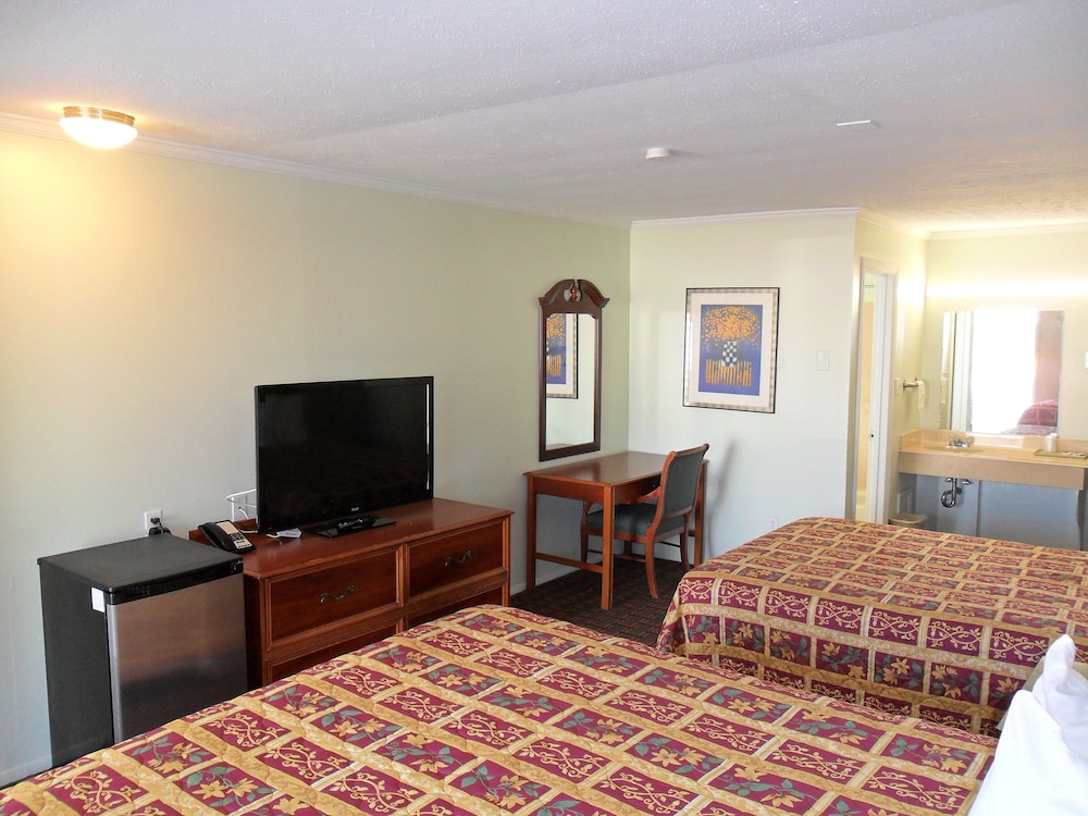 1 King , 1 Queen Room photo 1