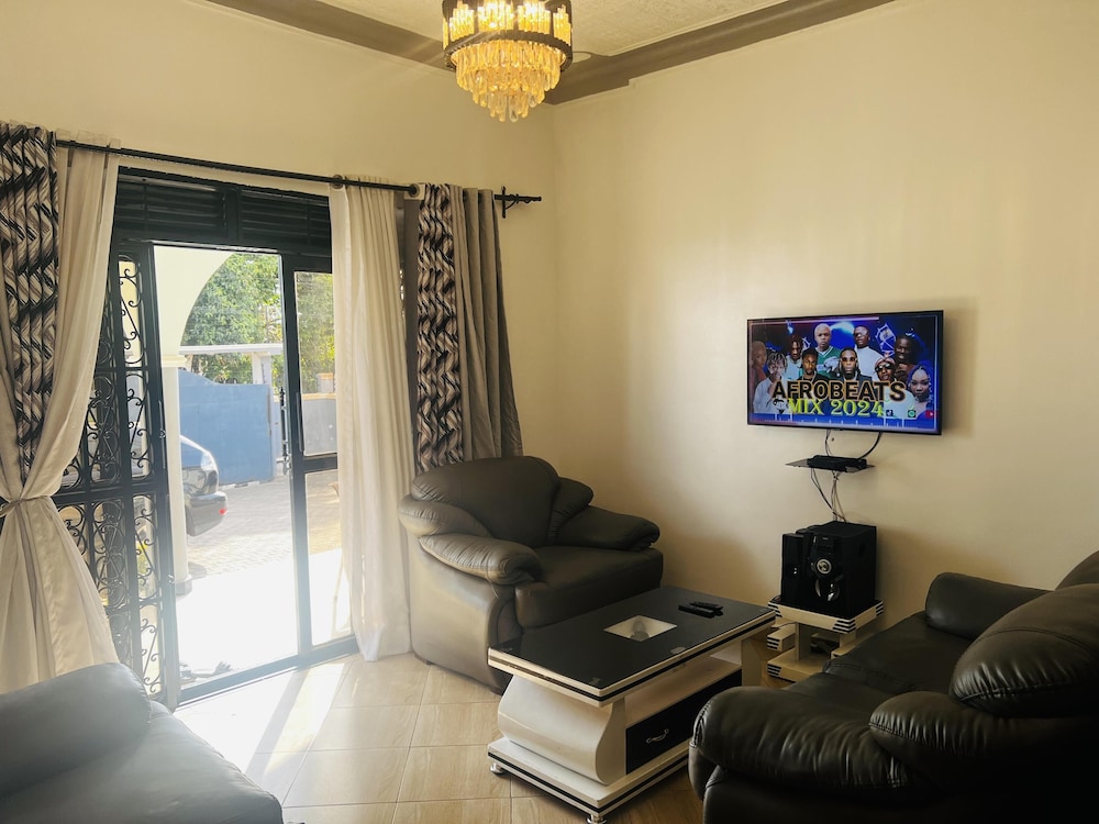 House photo 3