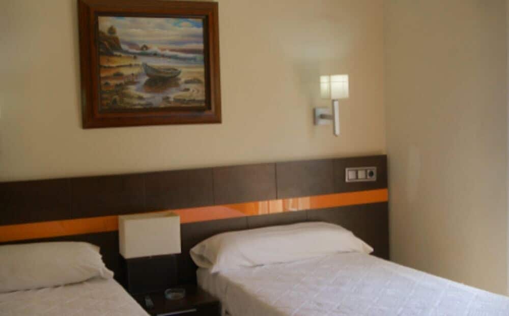 Single Room photo 2