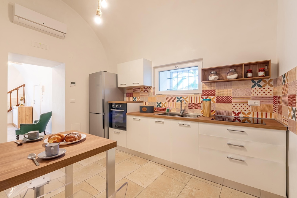 Villa photo 2