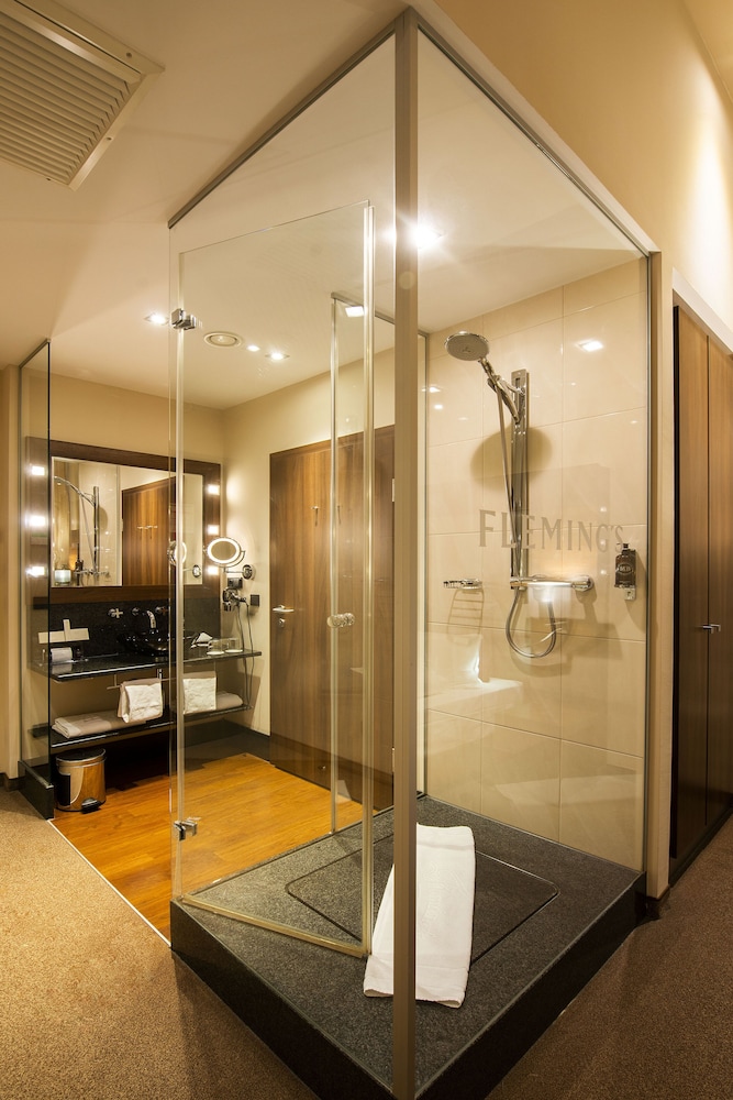 Signature Maisonette Studio Suite photo 2