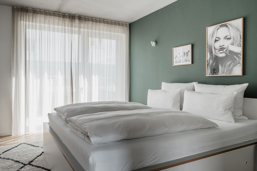 Design Apartment, 1 King Bed photo 3