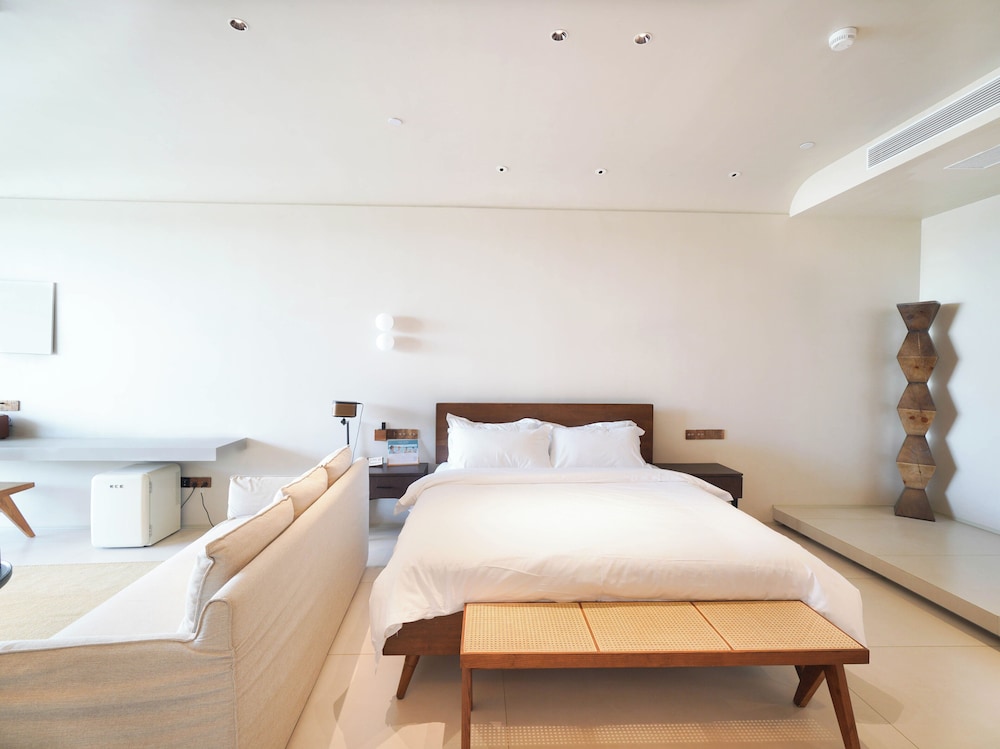 Elite Double Room, Lake View