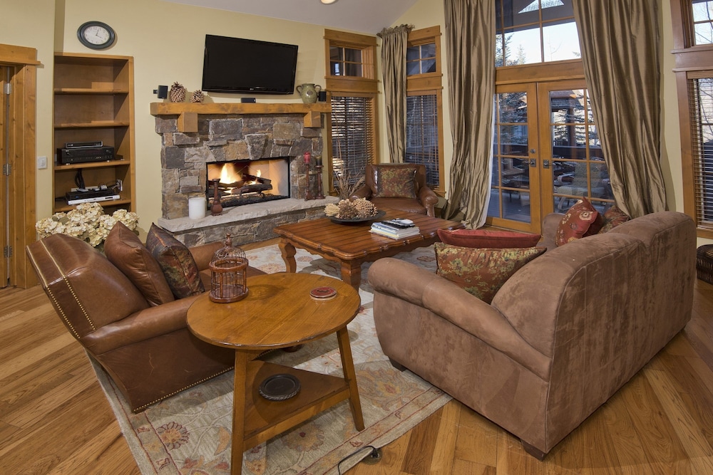 Townhome, 4 Bedrooms photo 1