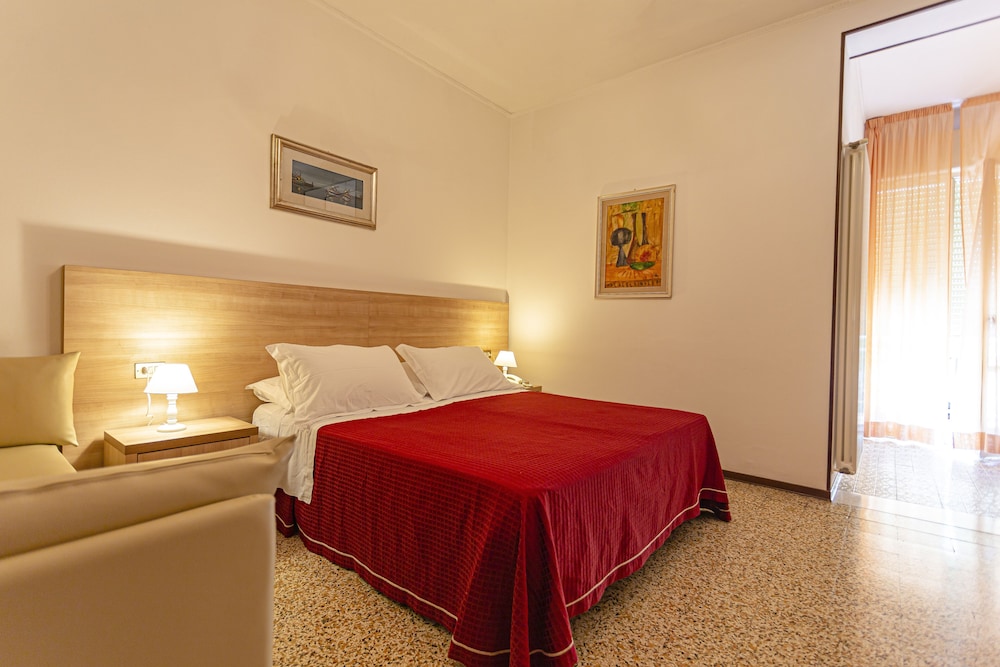 Quadruple Room photo 1