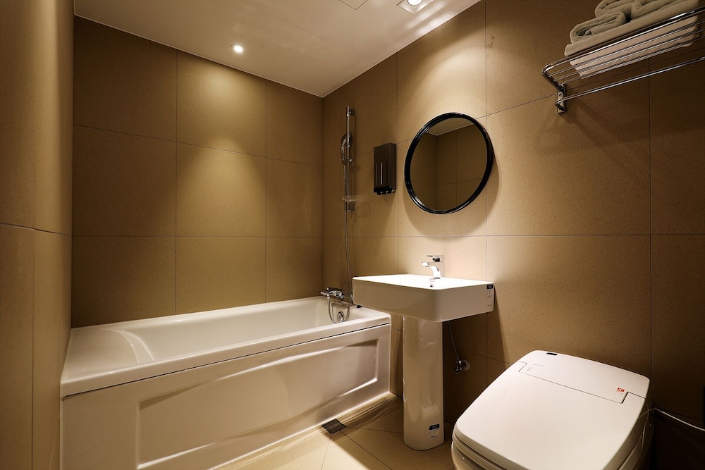 Standard Room - Photo 15