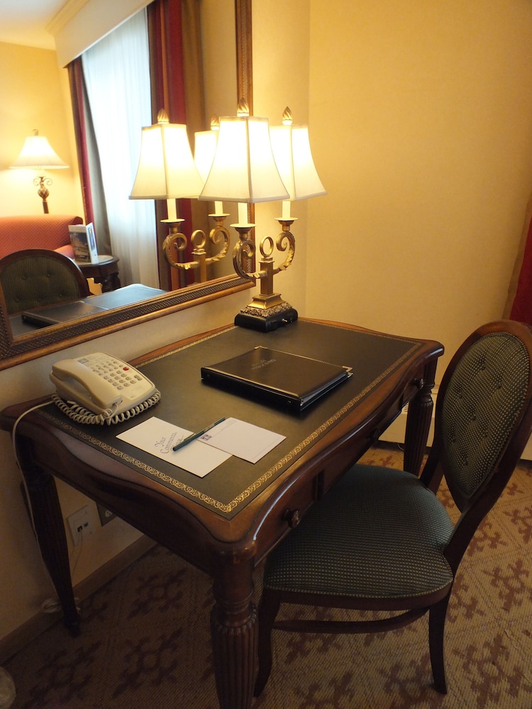 Deluxe Double Room, 1 Queen Bed, Accessible photo 2