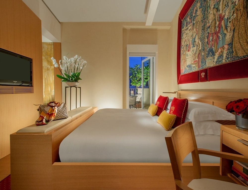 Deluxe Room, Terrace (Richard Meier Executive)