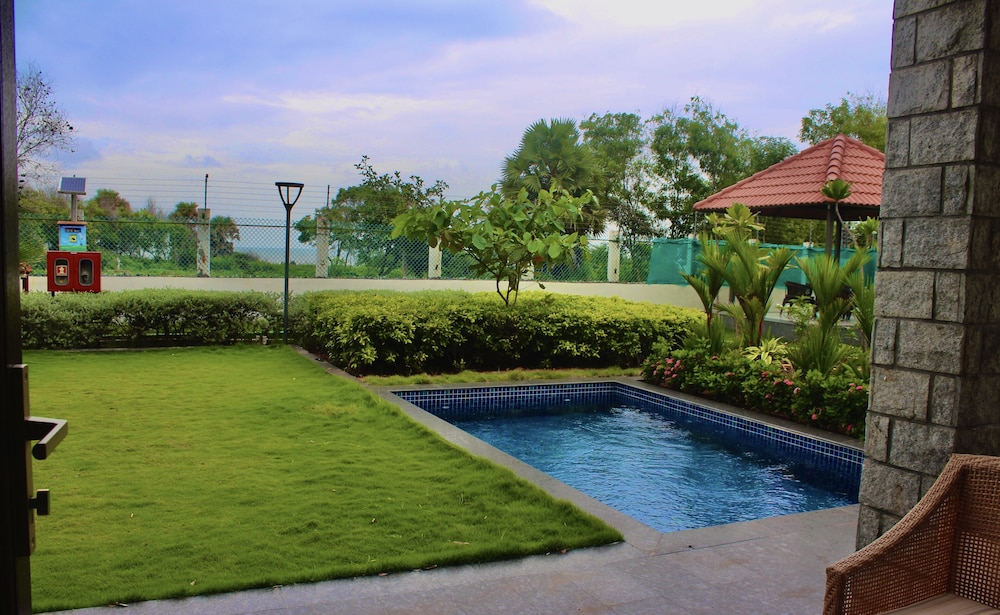 Villa, 2 Bedrooms, Private Pool (Garden 2) photo 3