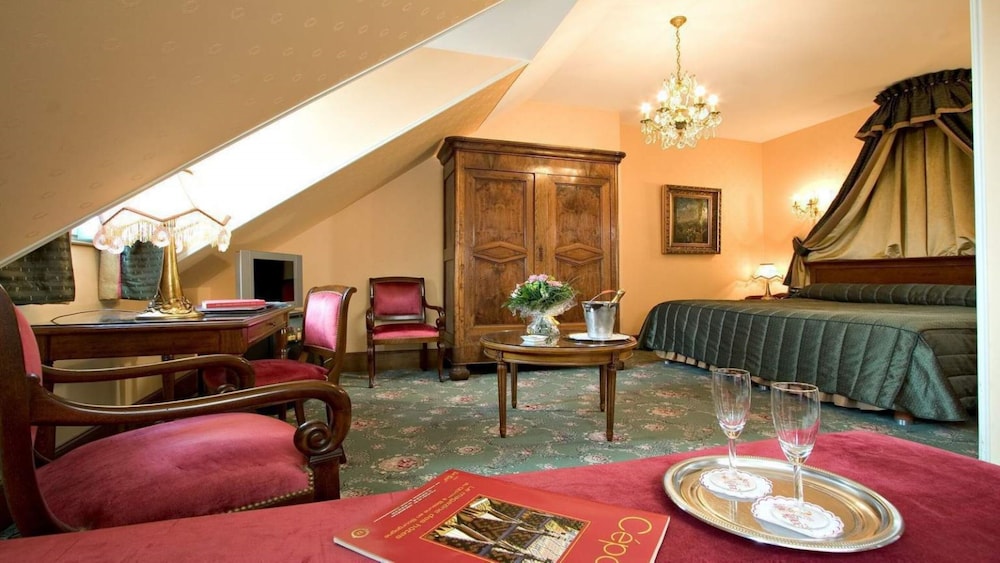 Deluxe Double Room - Photo 1