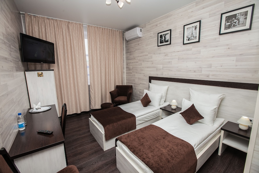 Comfort Twin Room, 2 Twin Beds photo 2