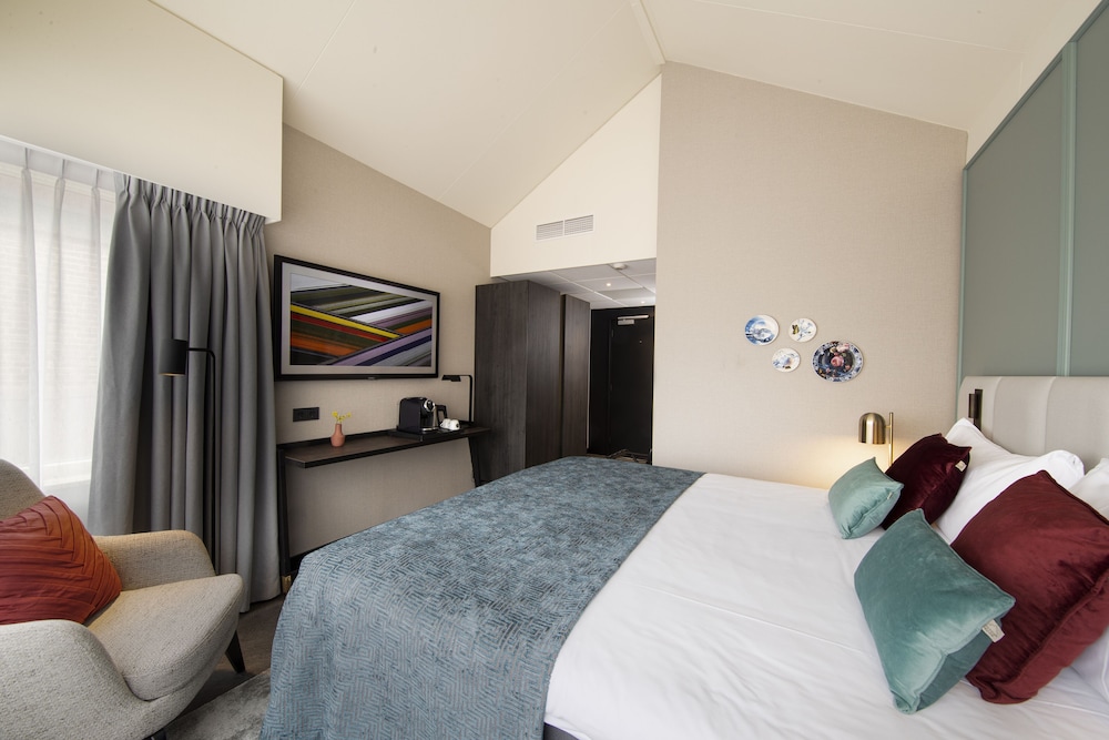 Deluxe Room - Photo 2