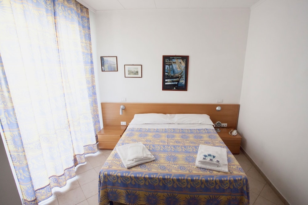 Basic Single Room