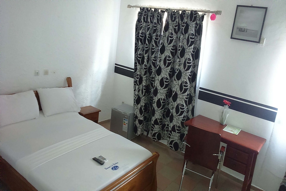 Standard Room, 1 Queen Bed, Non Smoking