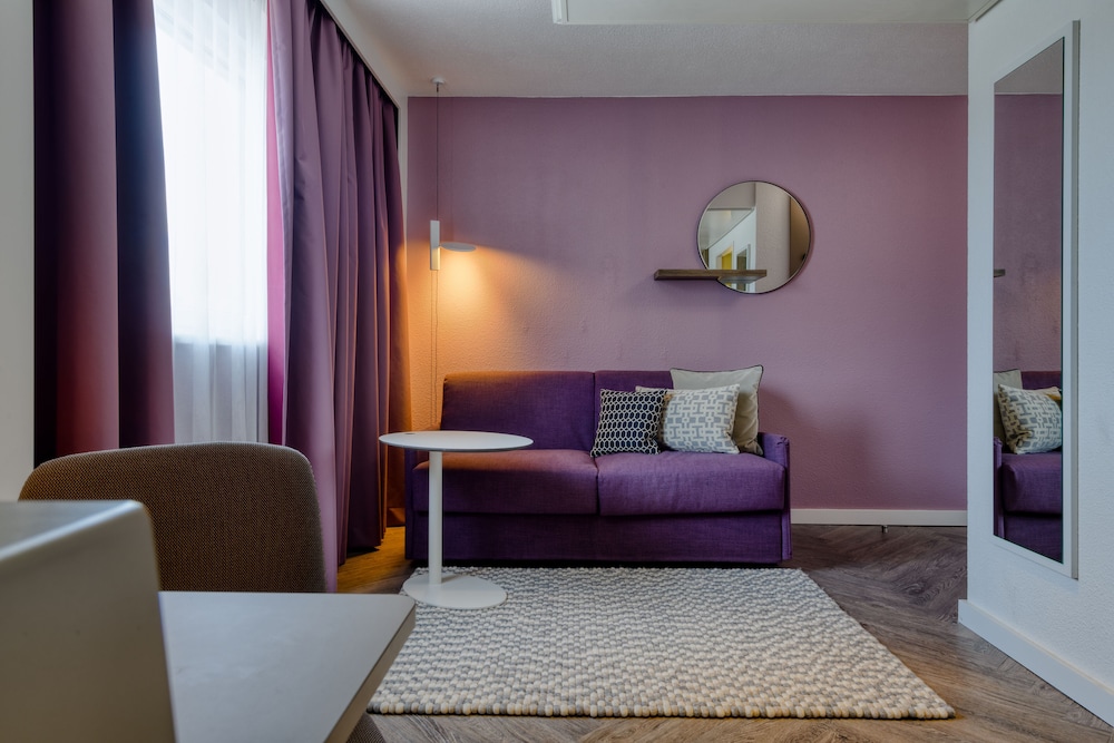 Suite, 1 Double Bed - Photo 19