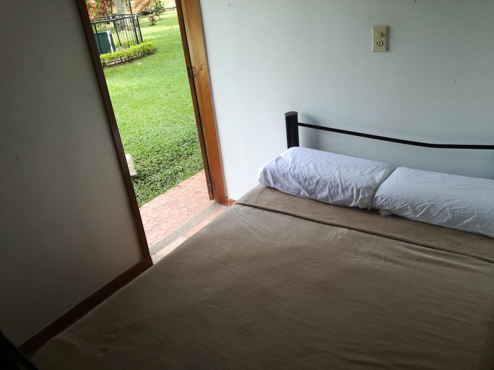 Economy Room photo 3