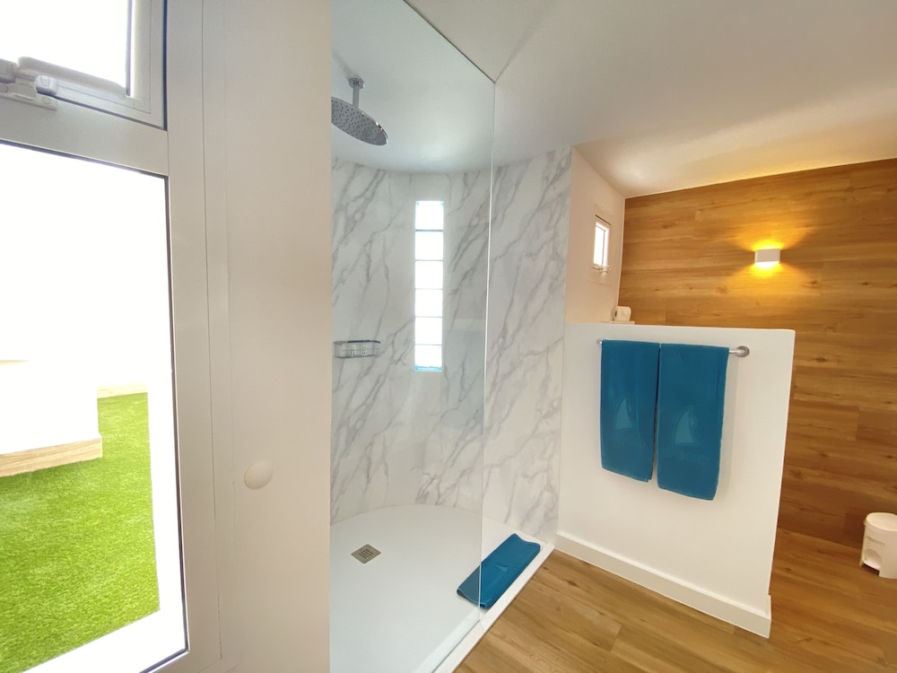 Junior Suite, Terrace, Garden View (1 adult + 3 children) Junior Suite, Terrace, Garden View (1 adult + 3 children)