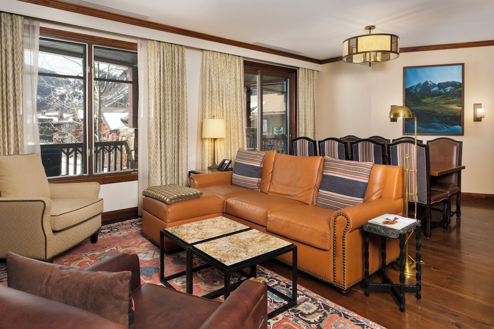 Luxury Apartment, 3 Bedrooms, Mountainside