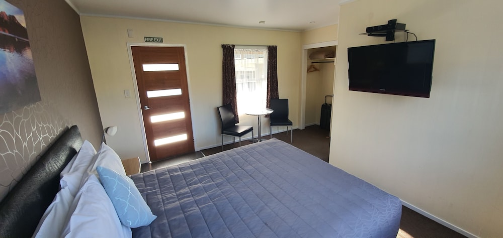 Standard Room photo 2
