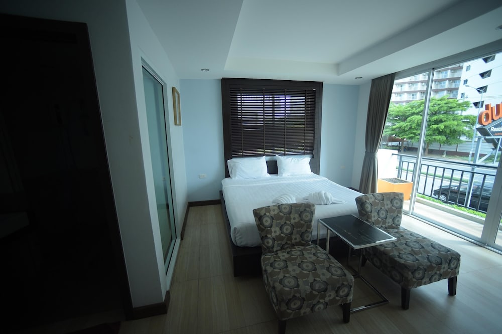 18 Bedroom Villa with Private Pool photo 2