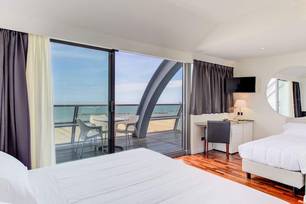 Triple Room - Photo 2