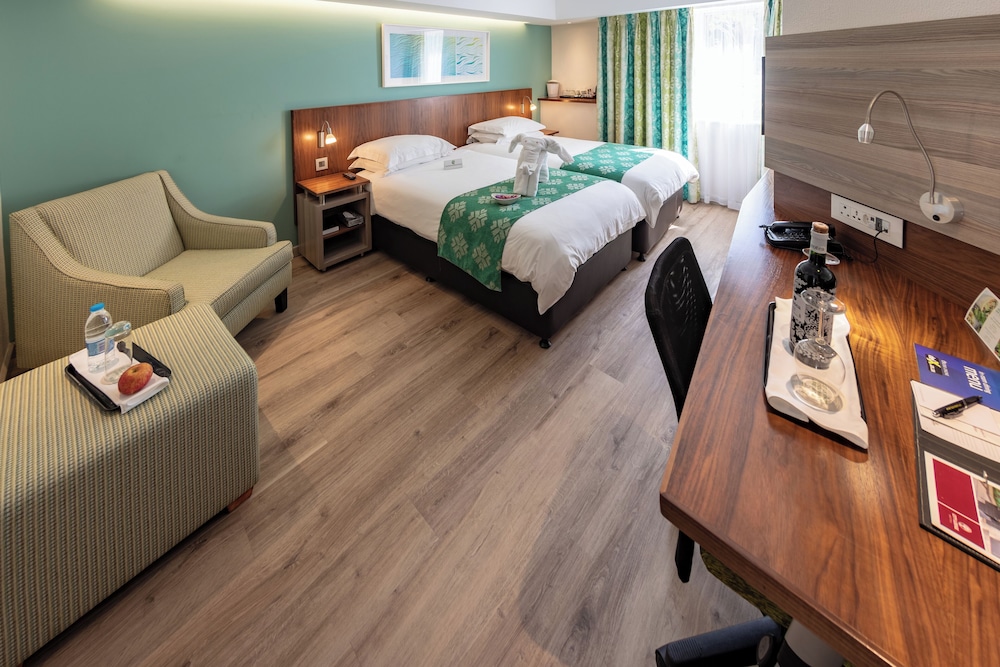 Twin Room, Non Smoking photo 3
