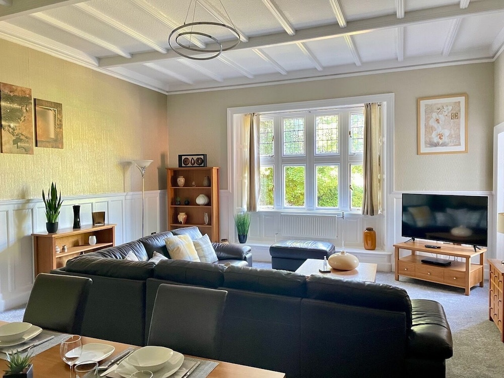 Luxury Apartment, Ensuite, Garden View (2 Bed) photo 1